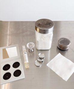 all the ingredients for pressed eyeshadow palette an empty palette, the organic pressing medium with hyaluronic acid, base shadow, eye shadow pigment