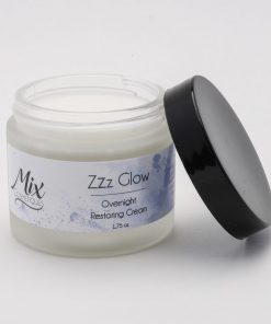 Zzz Glow Overnight Restoring Cream – a rich, rejuvenating cream for glowing, refreshed skin by morning.