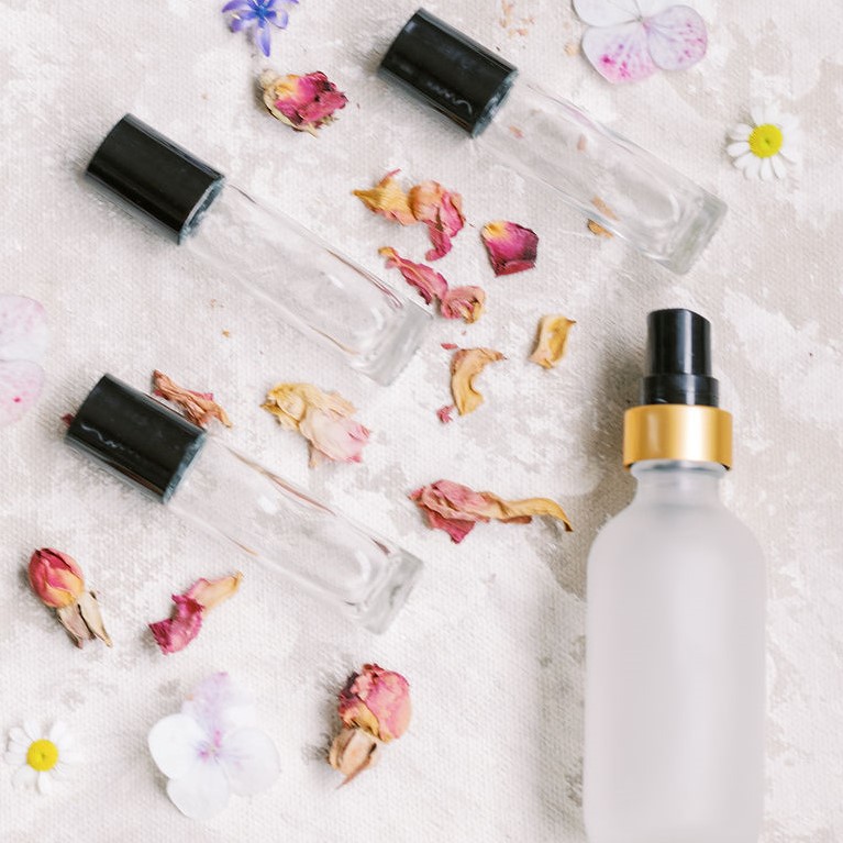 essential oil roller bottles before workshop ready and set up to make an essential oil blend