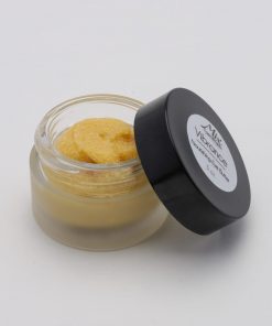 Vibrance Nourishing Eye Butter – a rich, hydrating cream for bright, smooth under-eyes.